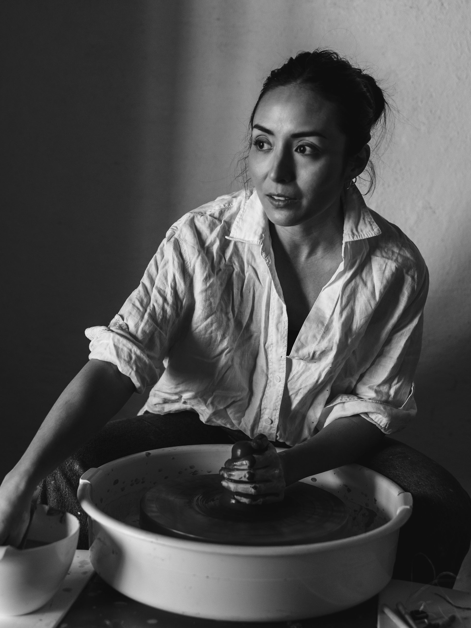 Elementens magi – Doft, lera & själ i Malees keramik