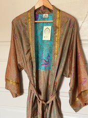 Kimono Uma Golden Peacock