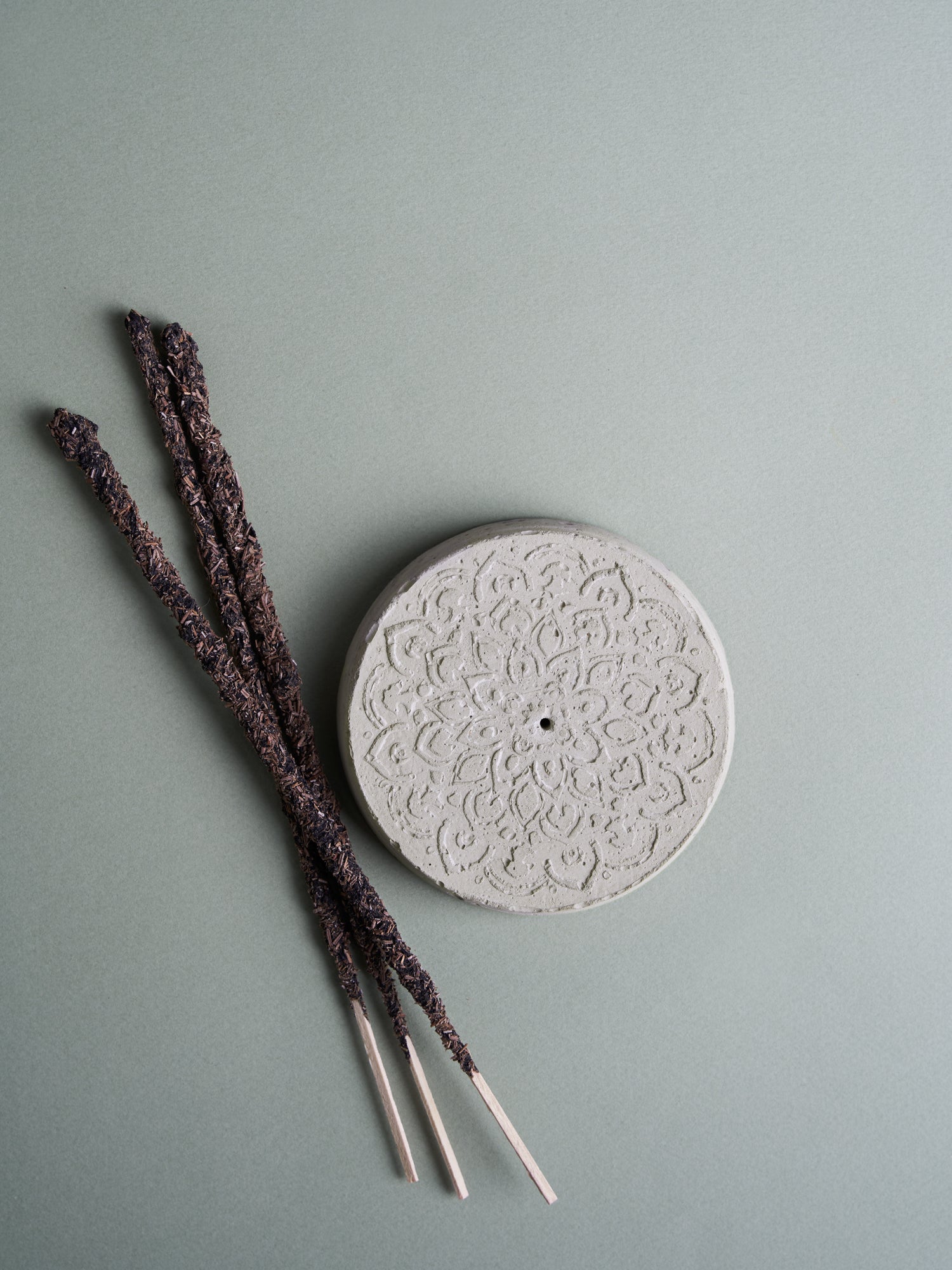 Buenos Aires rökelsehållare, Concrete