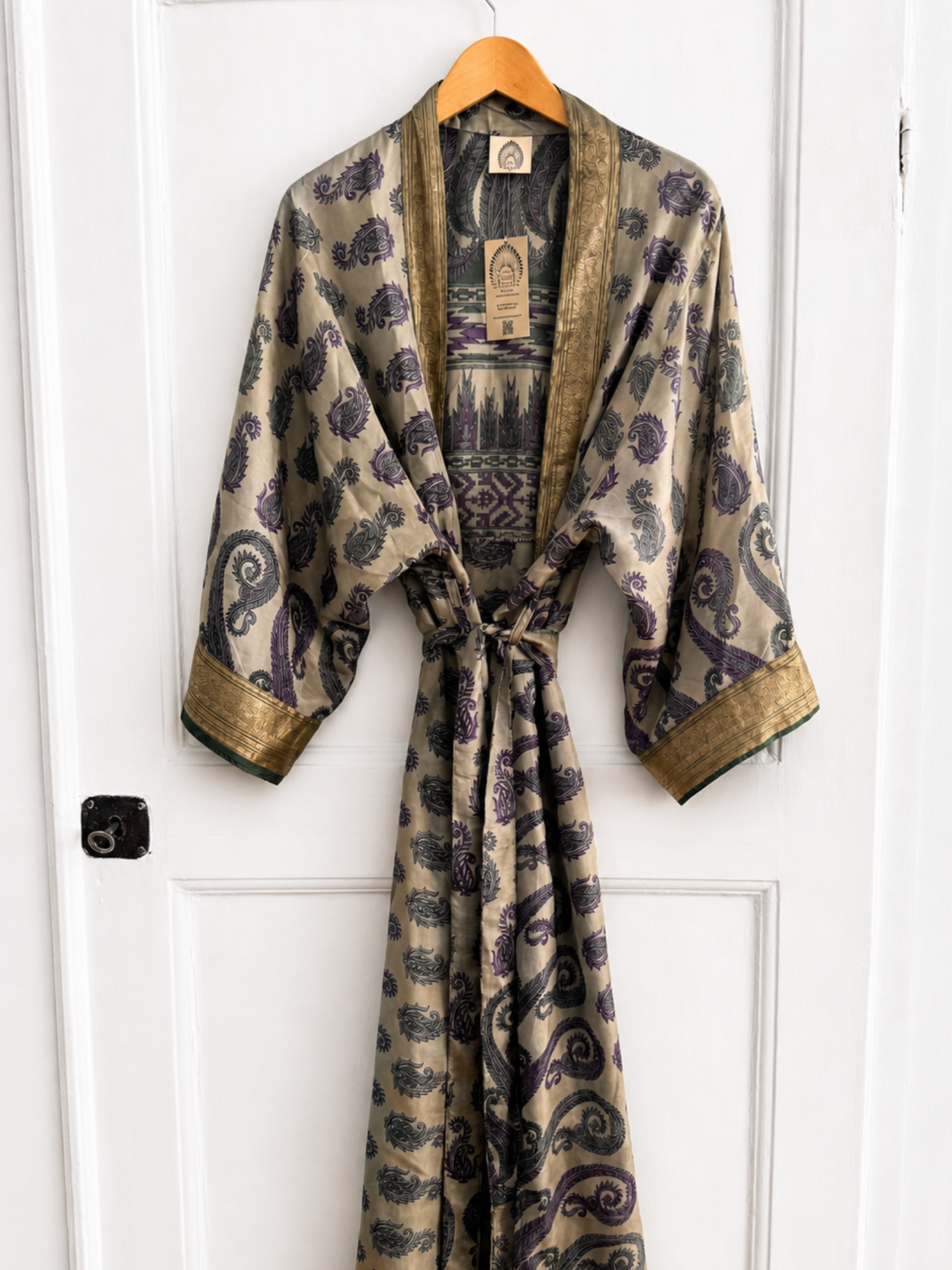 With Seqerqvist Kimono Sage Paisley