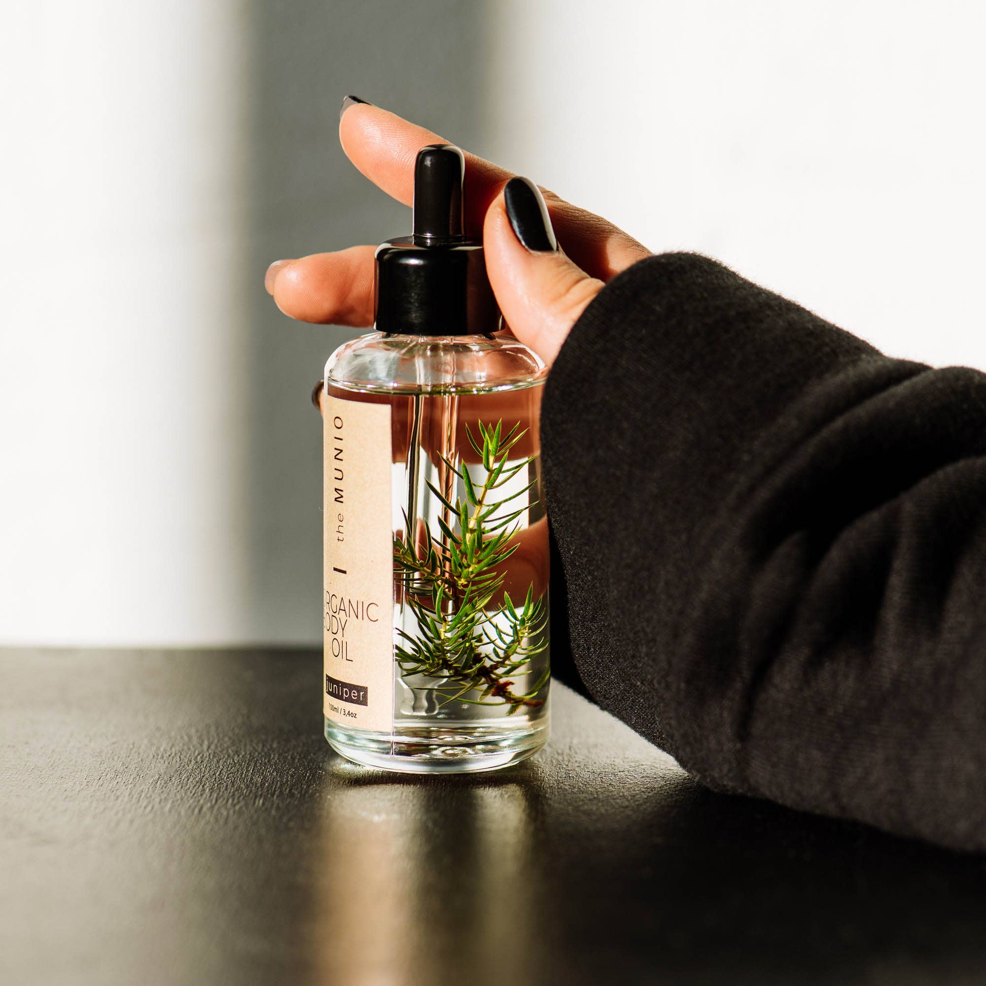 The Munio Juniper Ekologisk Kroppsolja 100 ml