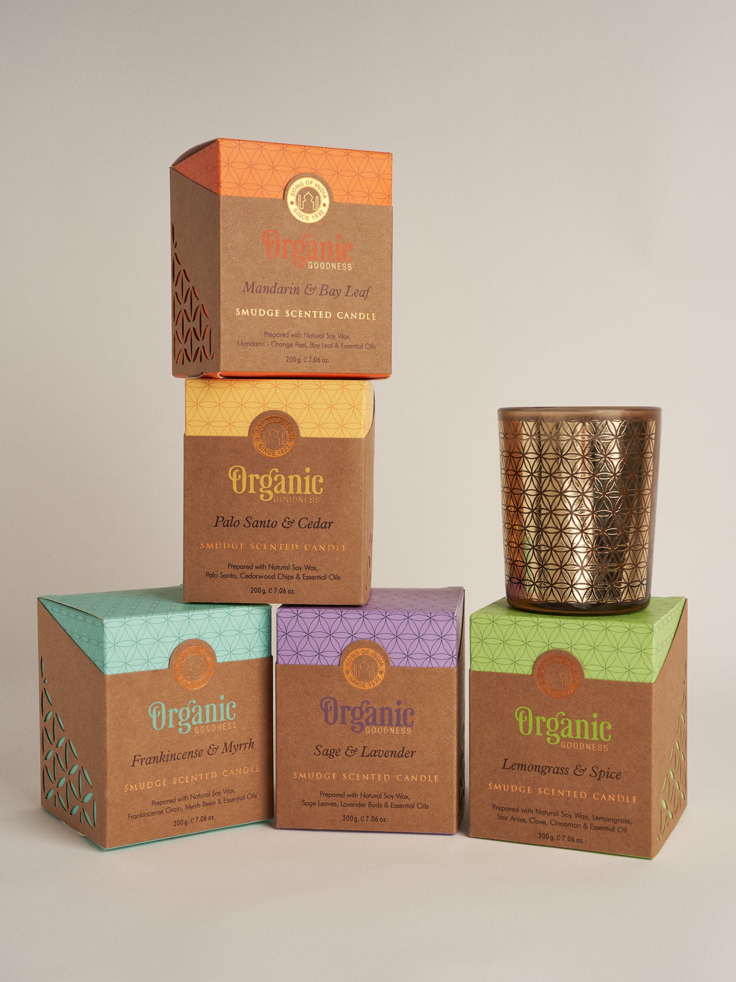 Palo Santo &amp; Cedar Aromatherapy scented candle