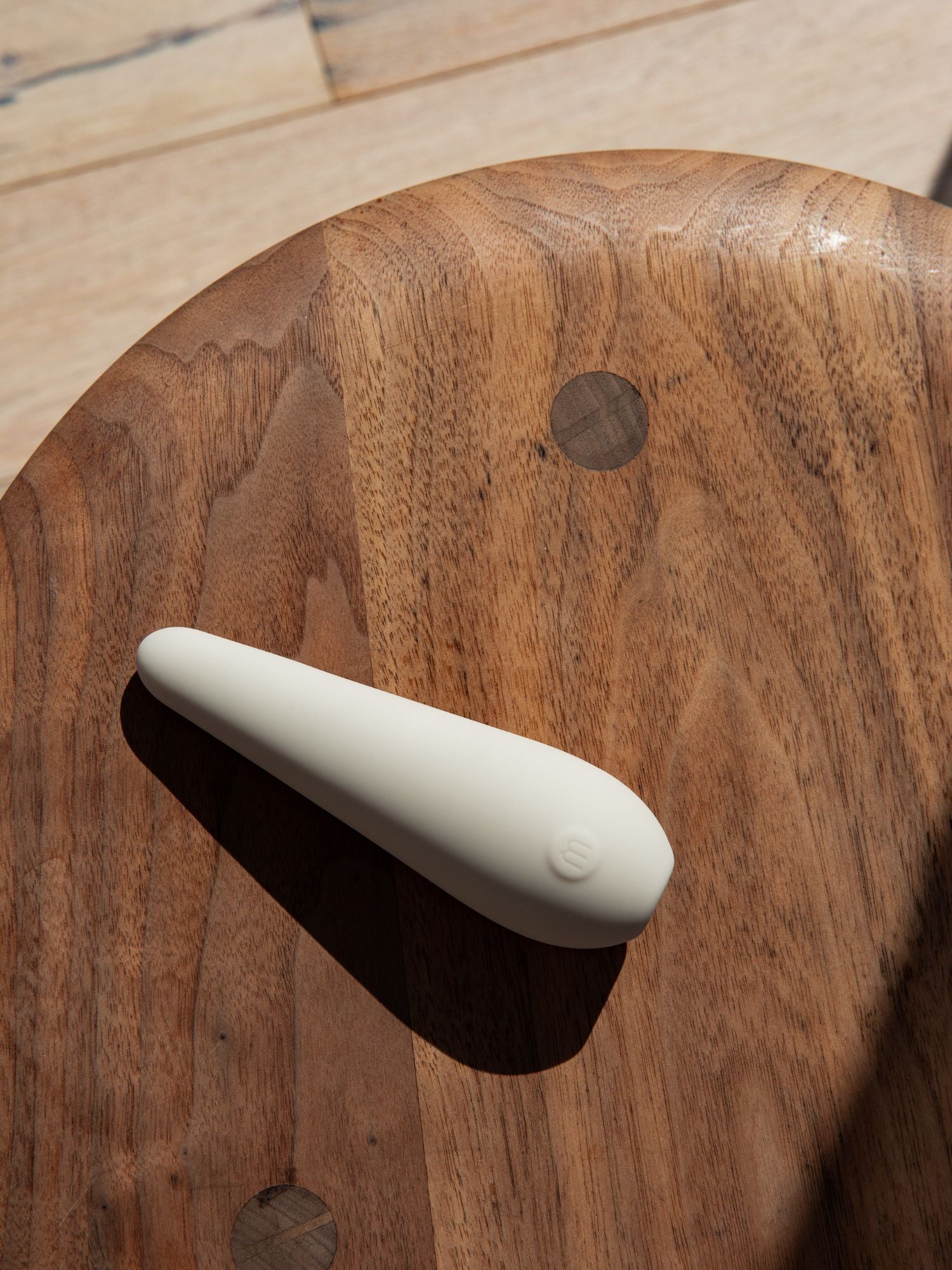 Maude Vibe Personal Massager Grey
