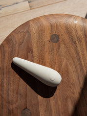 Maude Vibe Personal Massager Grey
