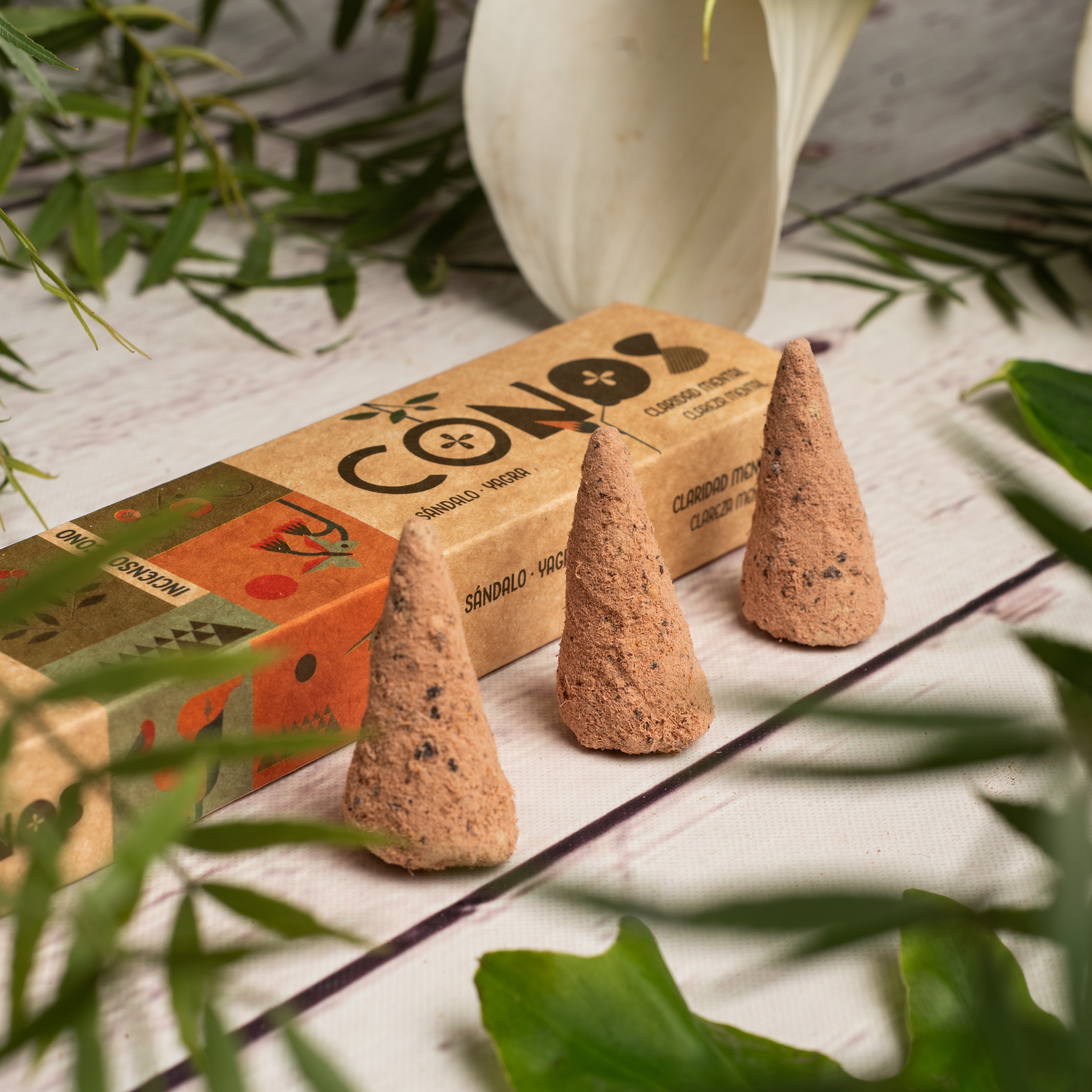 Sandalwood &amp; Yagra incense cones Sagrada Madre