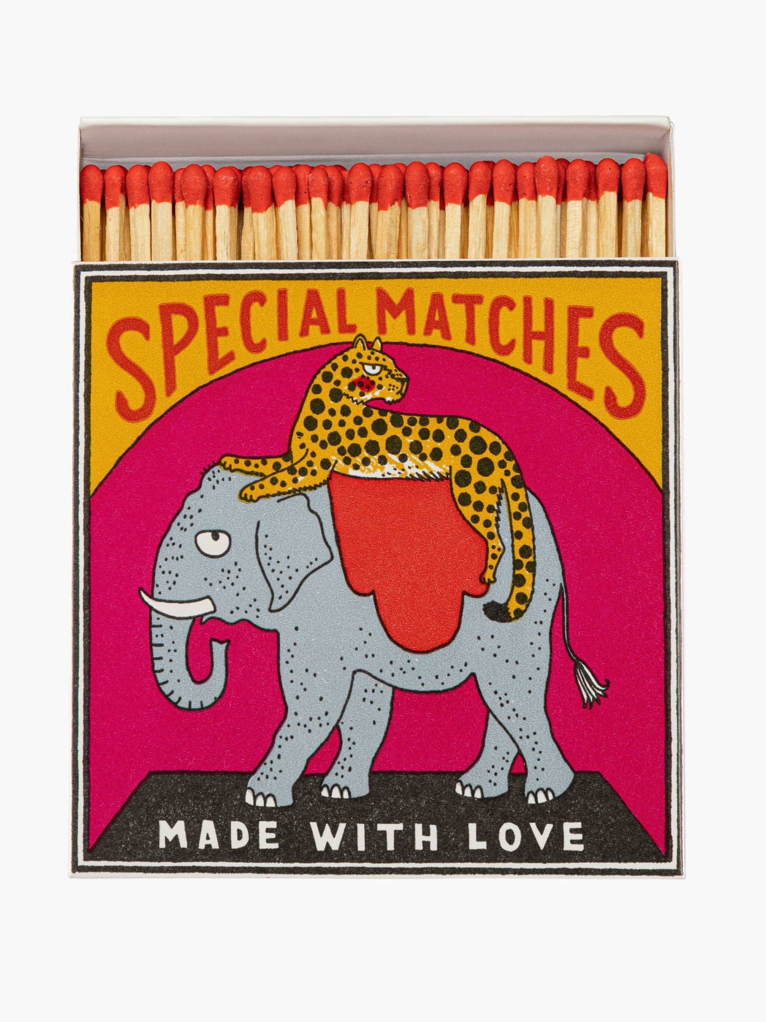 Elephant and Cheetah Tändstickor Archivist