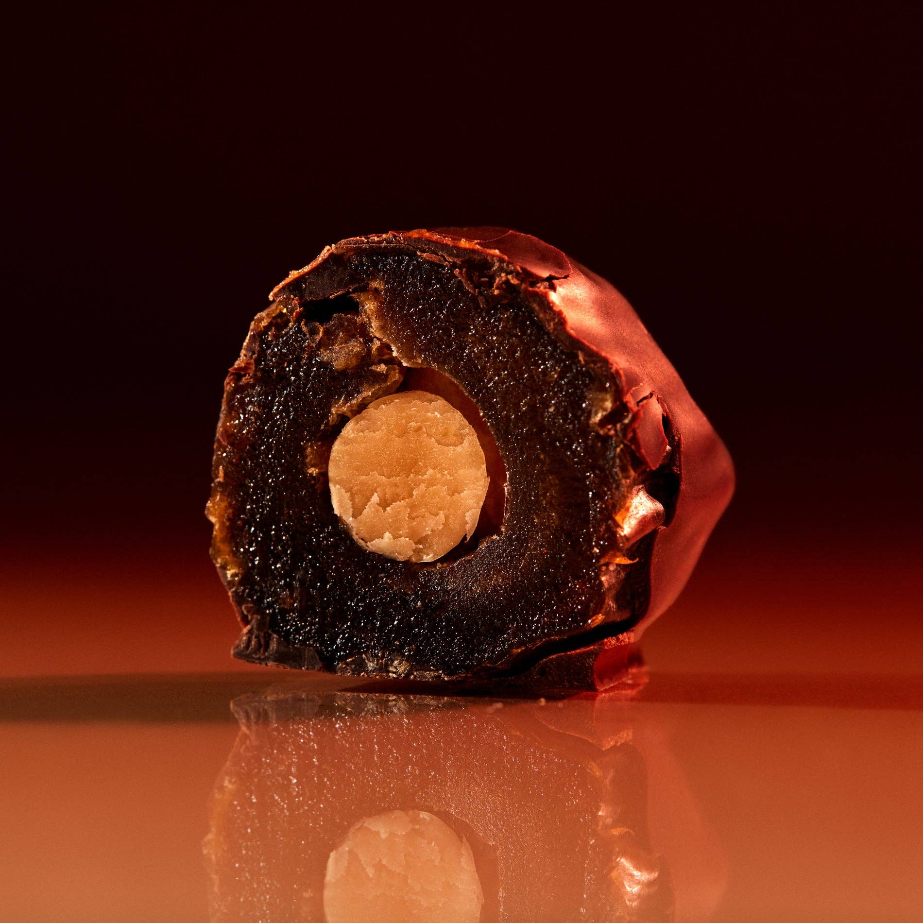 Kaicao – 6 Medjooldadlar fyllda med nötter, täckta med 100% choklad