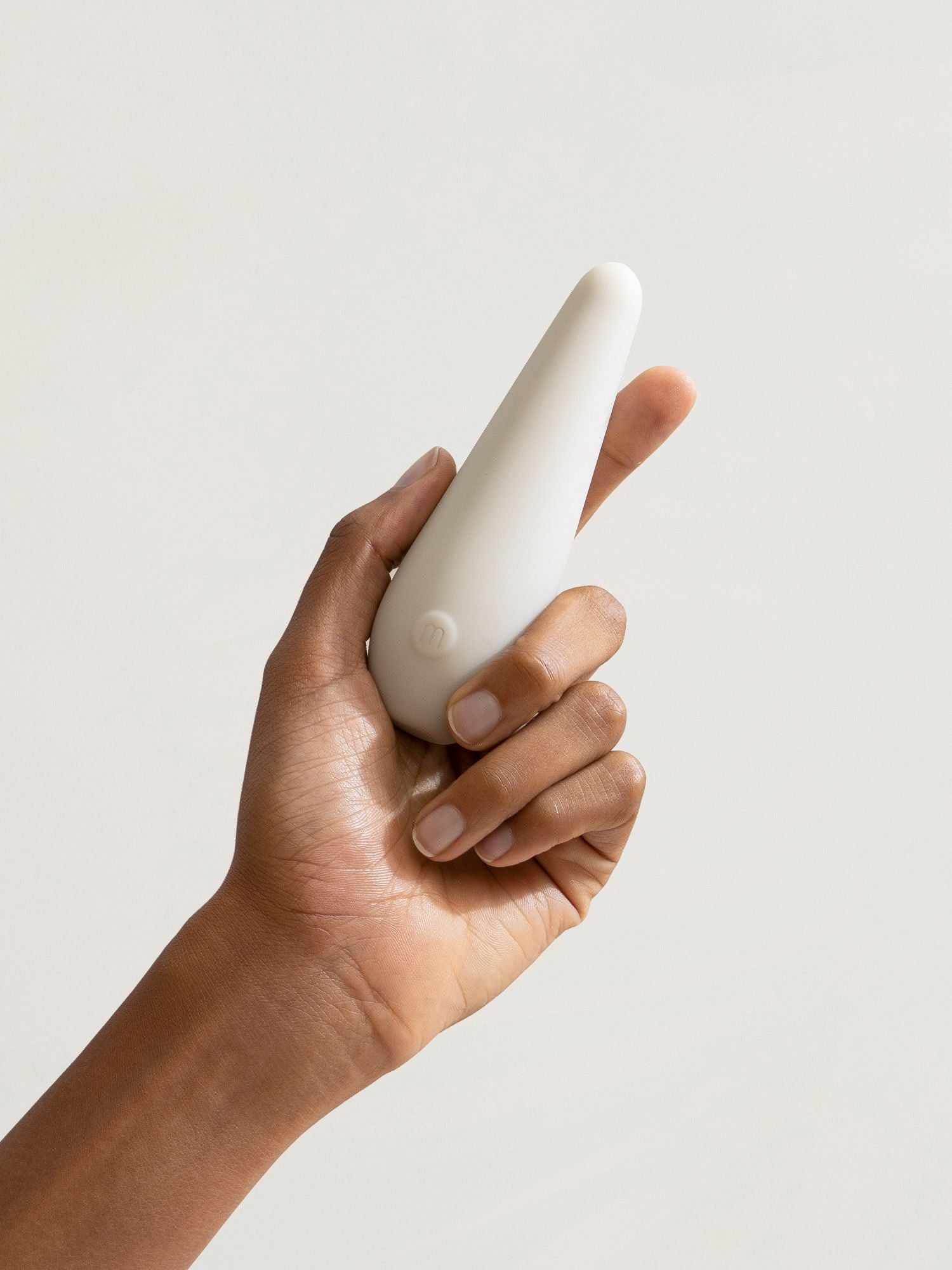 Maude Vibe Personal Massager Grey