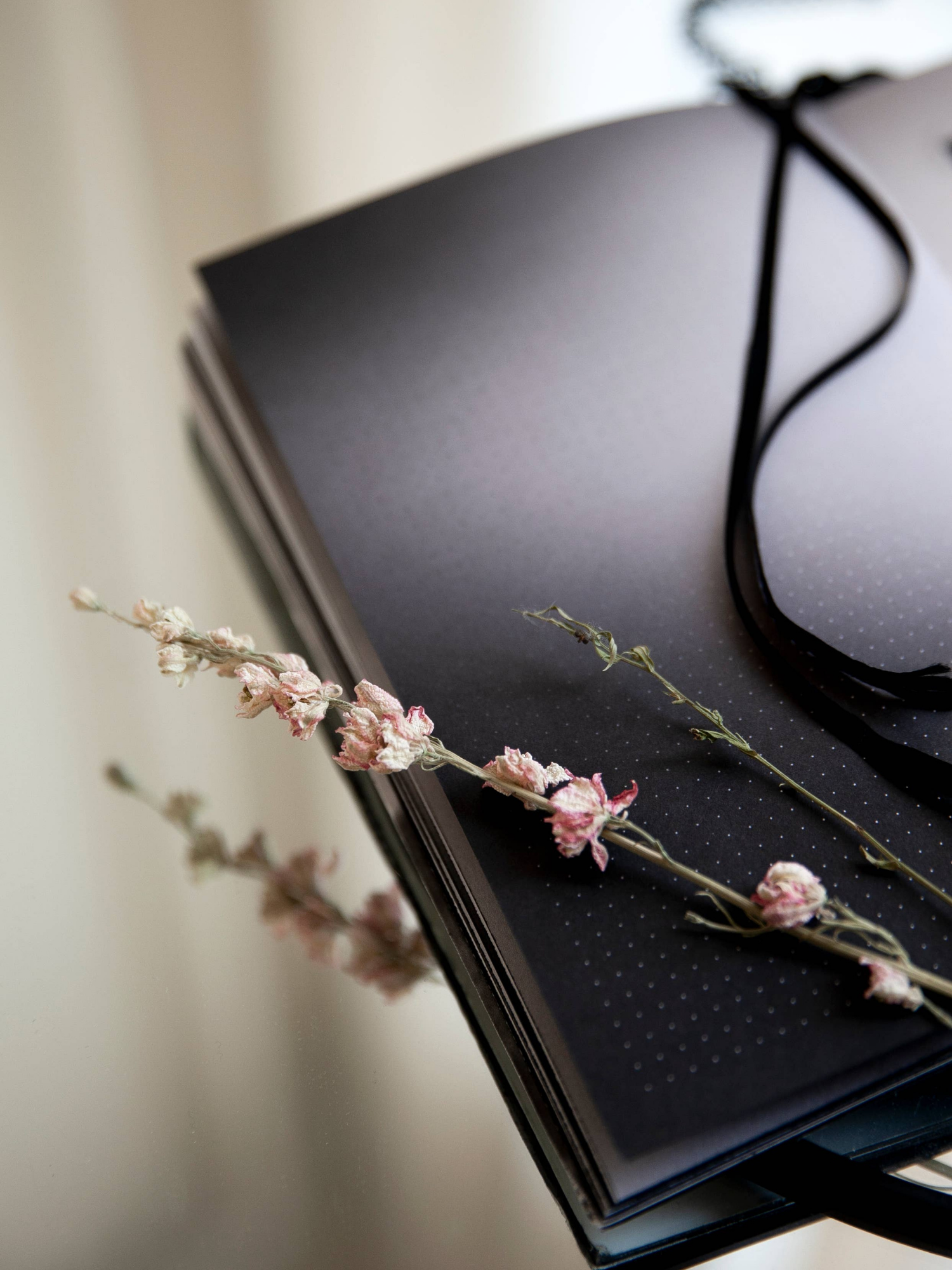 MONOCHROME Aura Notebook A5