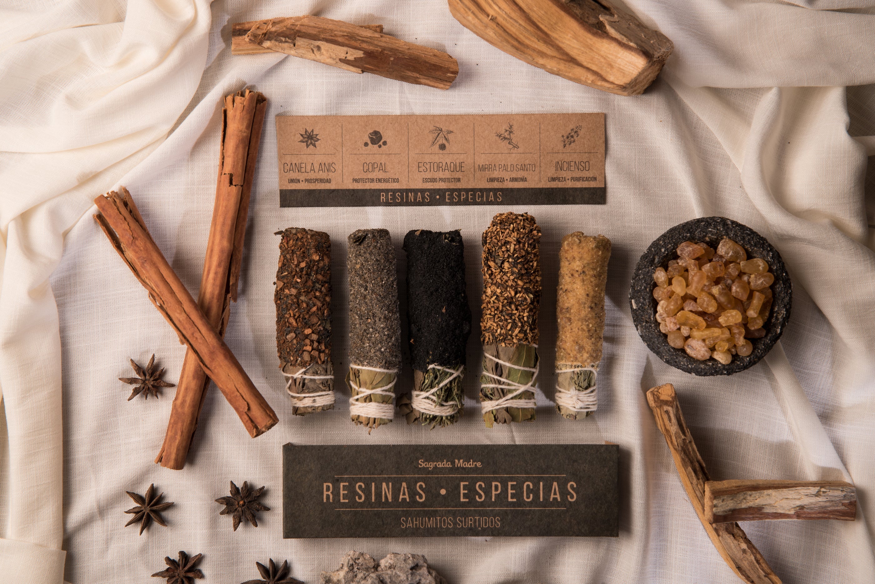 Spices &amp; Woody Smudge Box Sagrada Madre