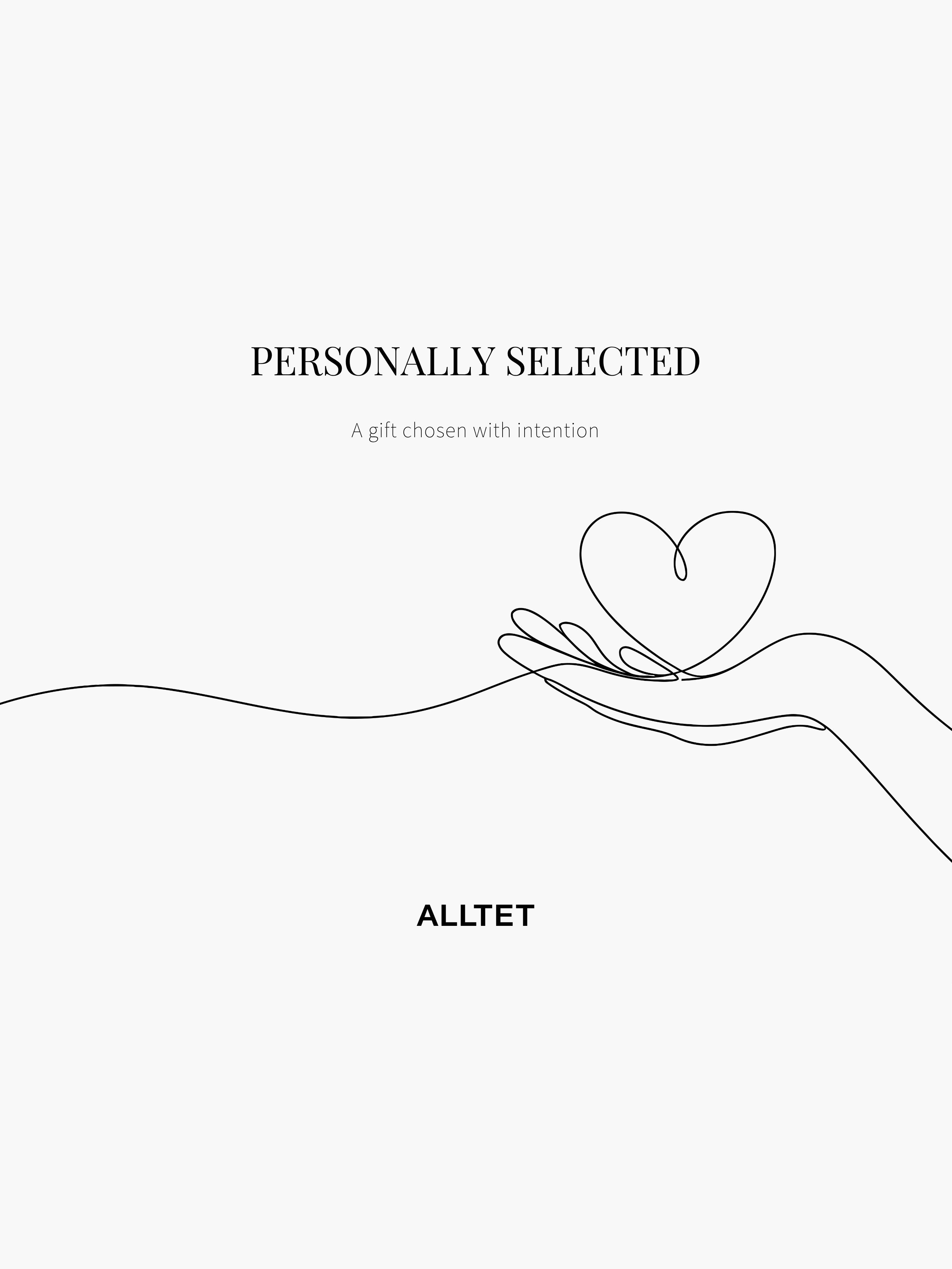 PERSONALLY SELECTED GIFT BOX