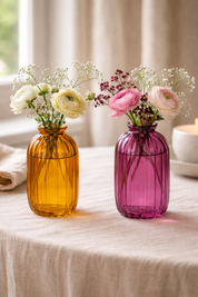 Glasvas Carmen – Ribbad Dekorationsvas 12 cm