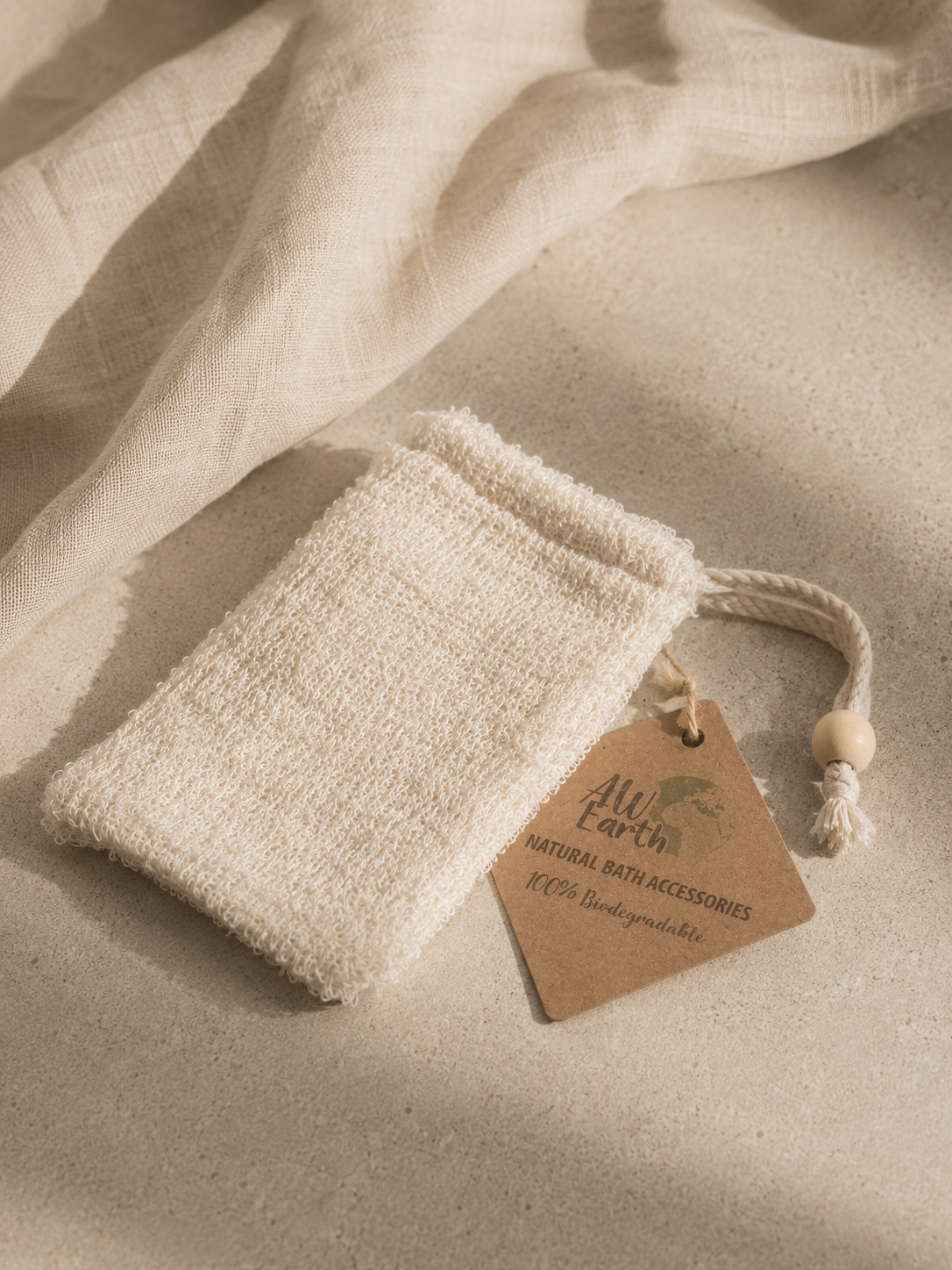 Body scrub round wooden brush