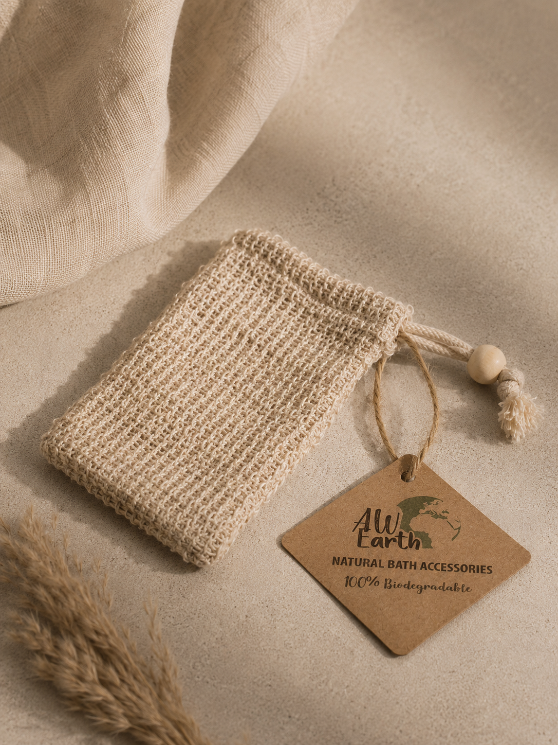 Body scrub round wooden brush