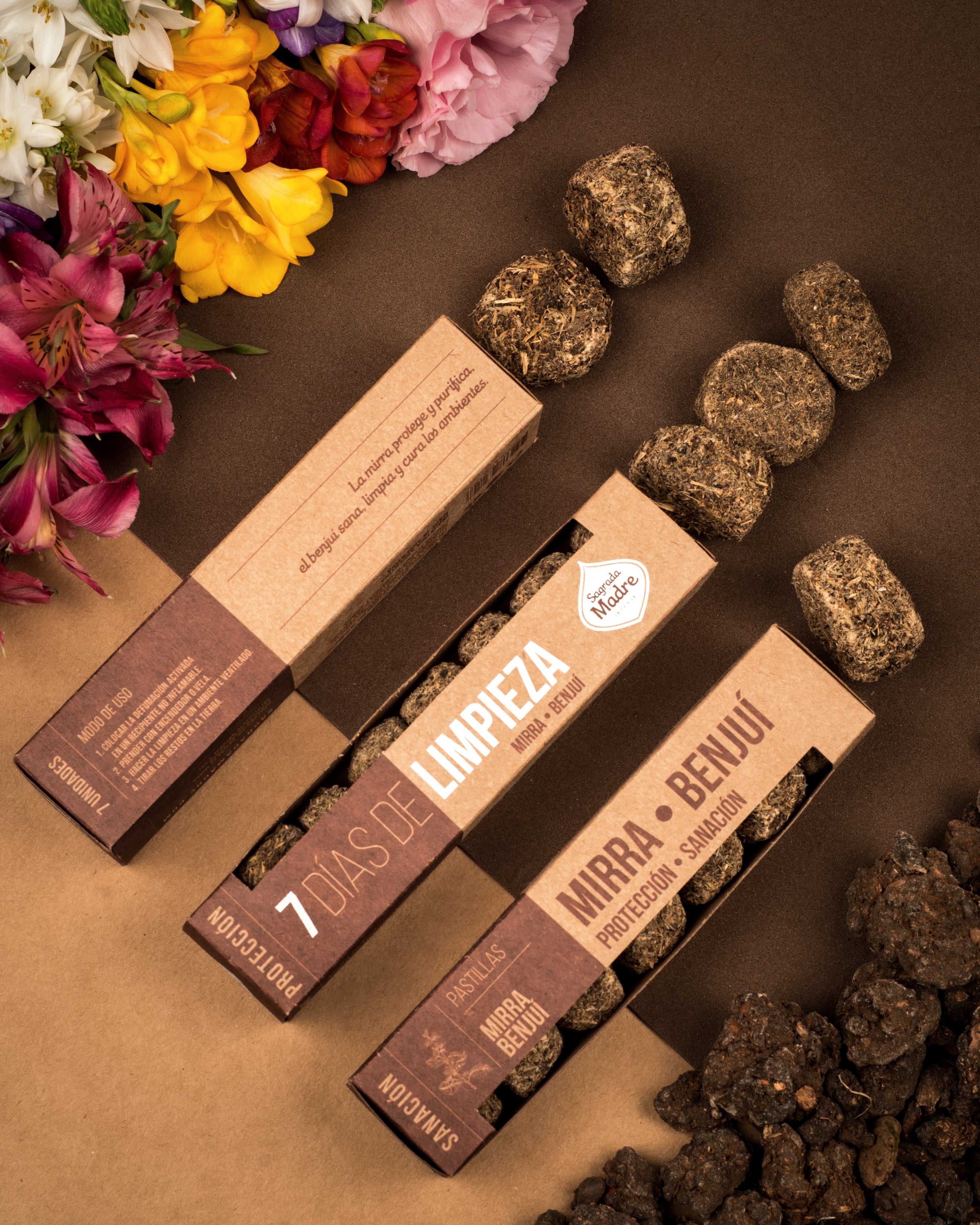 Myrrh &amp; Bensoe Bombita incense balls Sagrada Madre